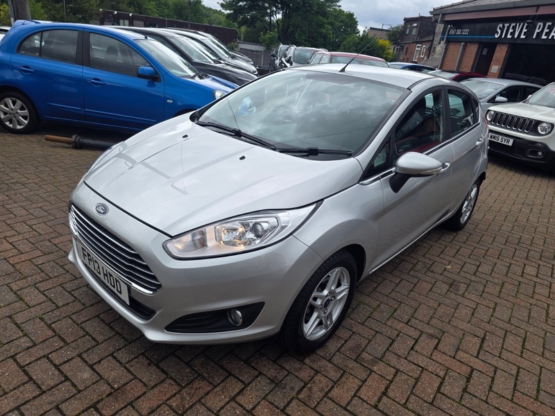 Ford Fiesta Zetec Silver #3