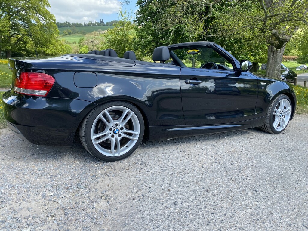 BMW 1 Series 2.0 123D M Sport Convertible Black #4