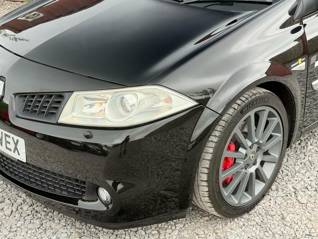 Renault Megane 2.0T Team F1 Team R26 Black #6