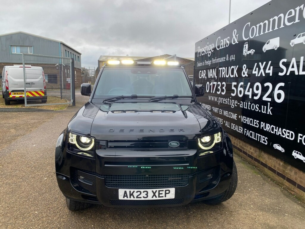 Land Rover Defender 110 3.0 D250 X-dynamic Se 110 25K Flrshwarranty S Black