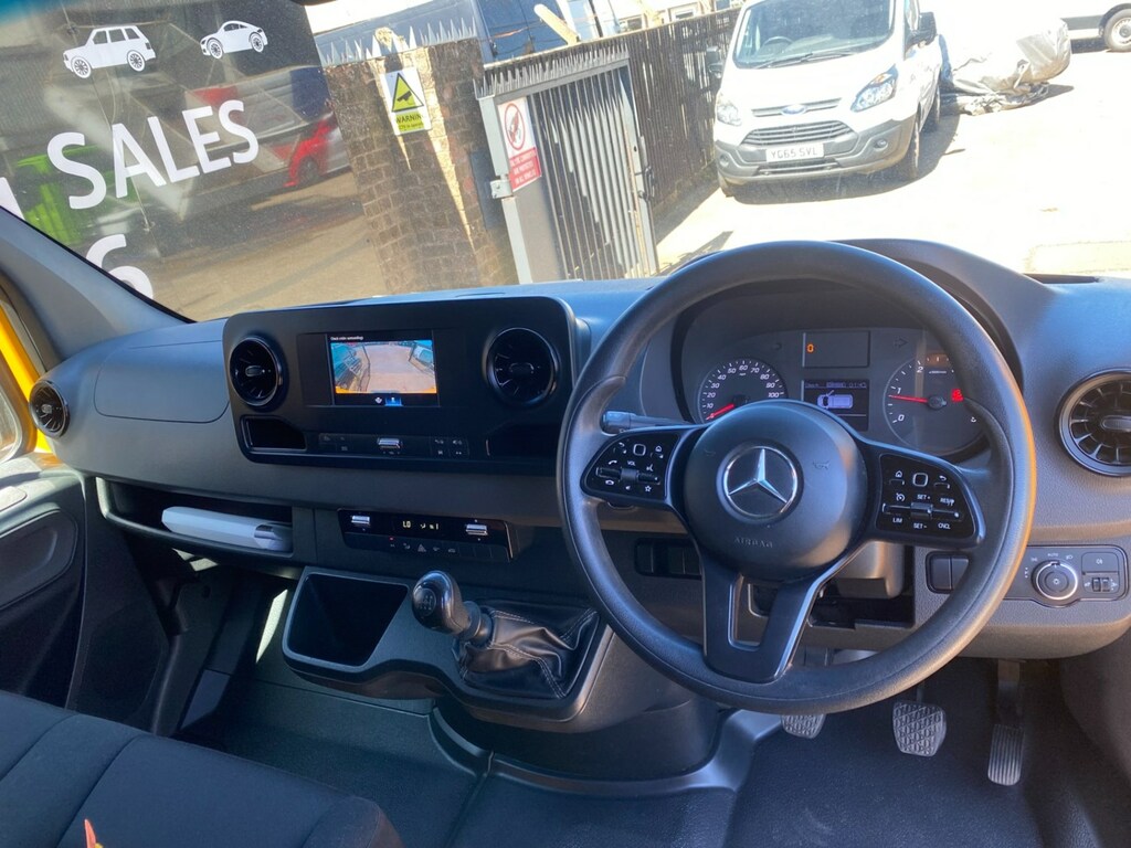Mercedes-Benz Sprinter 316 Cdi 2.1 163 Bhp Mwb L2h1 Low Roof Panel Van 18 FJ69UXR Yellow #4
