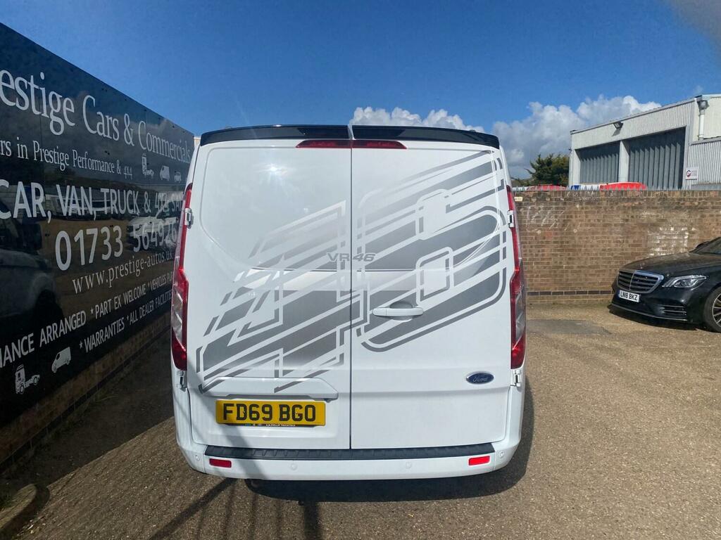 Ford Transit Custom 320 2.0 130Ps Limited L2 Crew Double Cab Van 6 Sea FD69BGO White #4