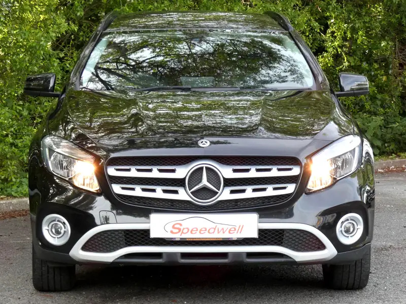 Mercedes-Benz GLA Class 2.1 Gla200d Se 7G-dct Euro 6 Ss LL17FTY Black #6