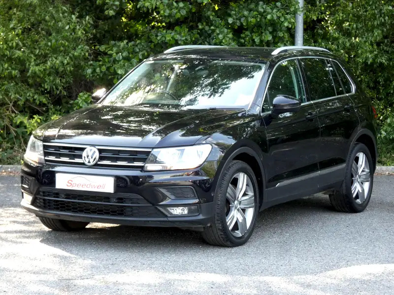 Volkswagen Tiguan 2.0 Tdi Match Euro 6 Ss GL19XPU Black #3