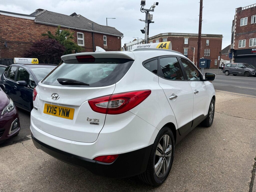 Hyundai Ix35 1.7 Crdi Premium Panorama Euro 5 Ss VX15YNW White #6