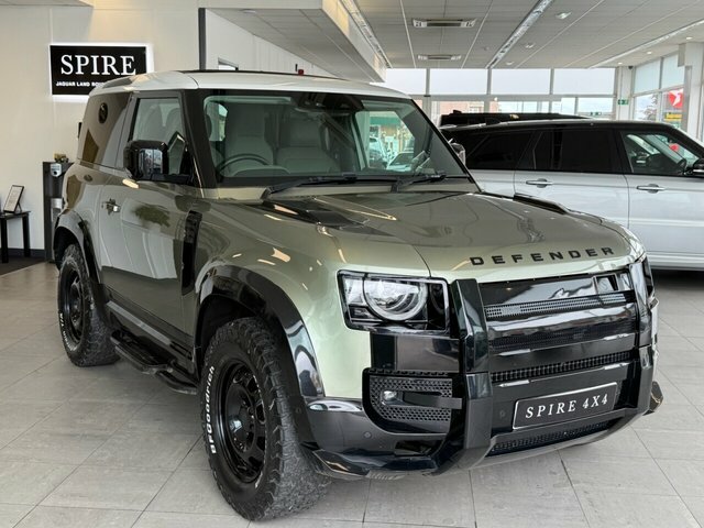 Land Rover Defender D250 Mhev First Edition Green