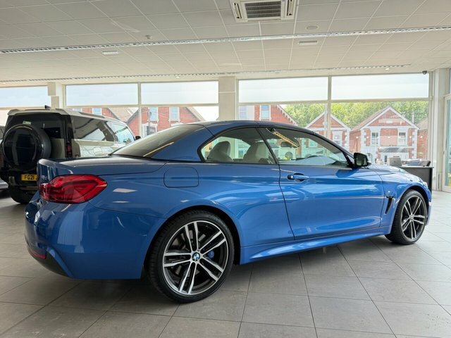 BMW 4 Series 435D M Sport Convertible AY19LNG Blue #4