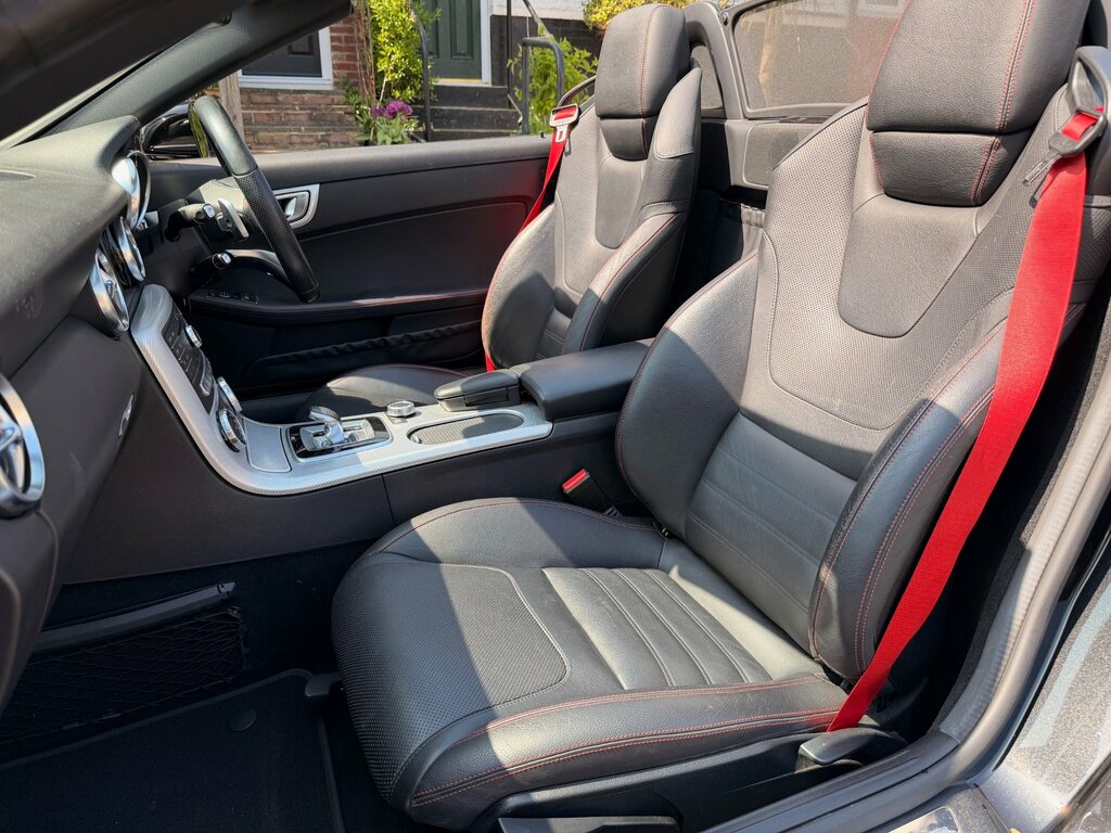 Mercedes-Benz SLC 2.1 Slc250d Amg Line Convertible G-tron Black #5