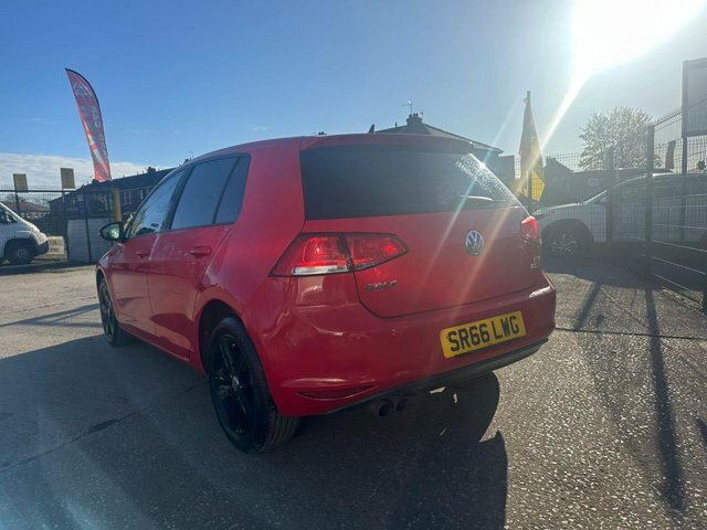 Volkswagen Golf Tsi Bluemotion Tech Match SR66LWG Red #5
