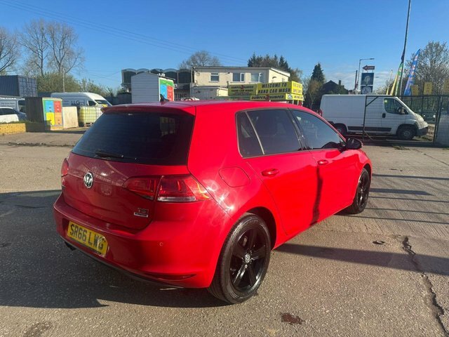 Volkswagen Golf Tsi Bluemotion Tech Match SR66LWG Red #3