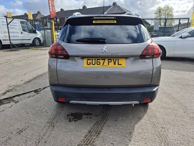Peugeot 2008 Puretech Allure Suv Grey #5