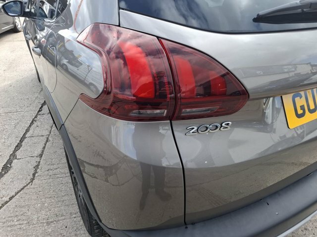 Peugeot 2008 Puretech Allure Suv Grey #6