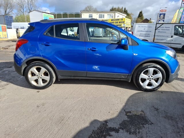 Vauxhall Mokka Exclusiv Suv SW64HJE Blue #5