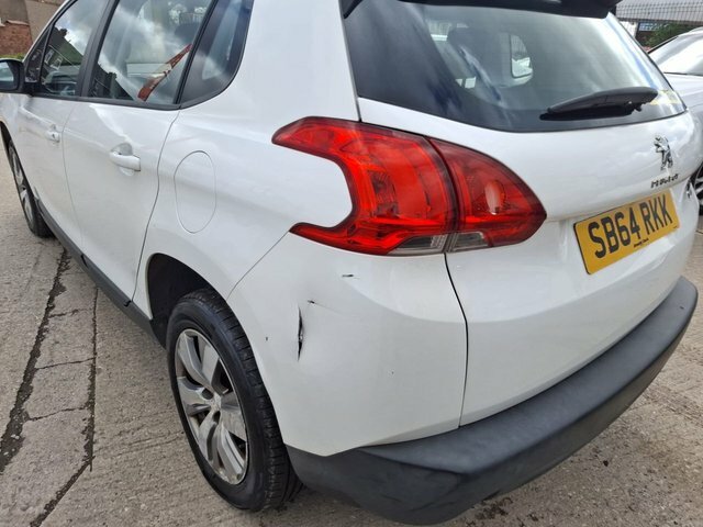 Peugeot e-2008 E-hdi Active Suv White #3
