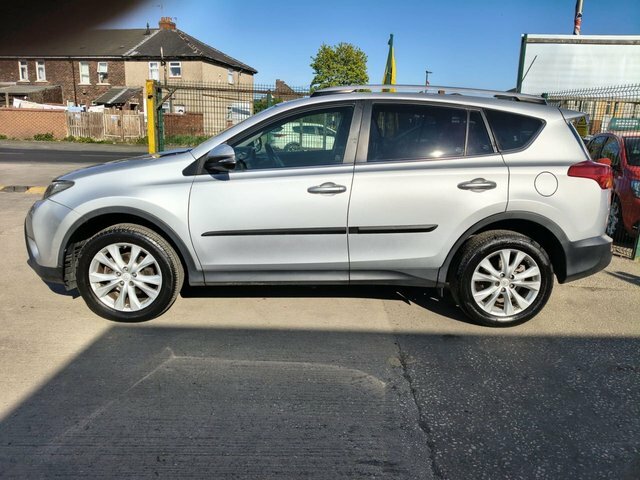 Toyota Rav 4 D-cat Invincible Suv MK13KMX Silver #4