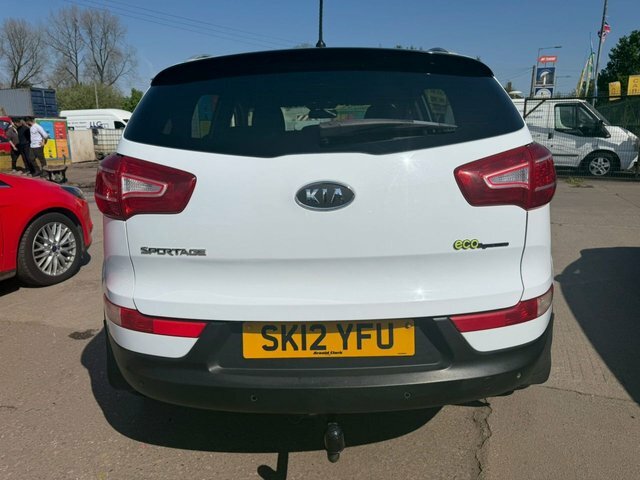 Kia Sportage Crdi Ecodynamics 2 Suv SK12YFU White #5