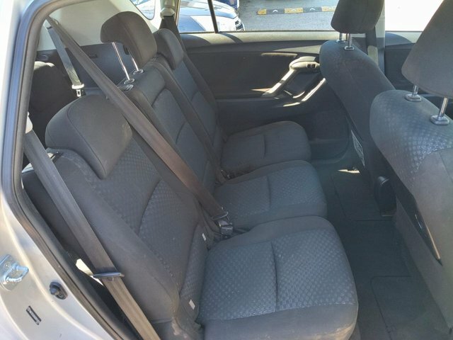 Toyota Verso 1.8 V-matic Tr Silver #19
