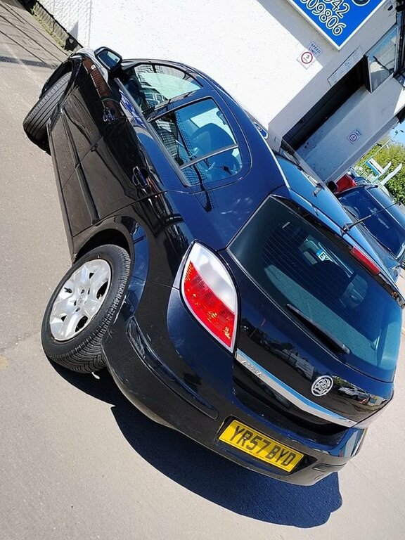 Vauxhall Astra 16V Energy Hatchback Black #3
