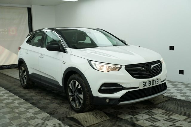 Vauxhall Grandland X Turbo D Sport Nav White