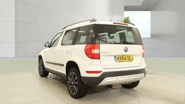 Skoda Yeti Tdi Elegance Outdoor KX64OGJ White #3