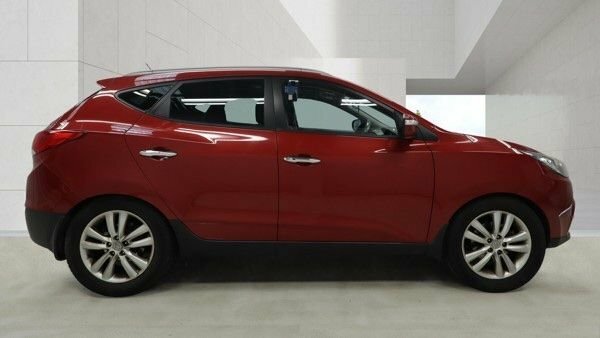 Hyundai Ix35 Crdi Premium Suv Red #5