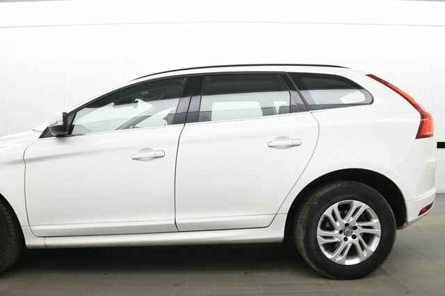 Volvo XC60 Estate AE15GMF White #6