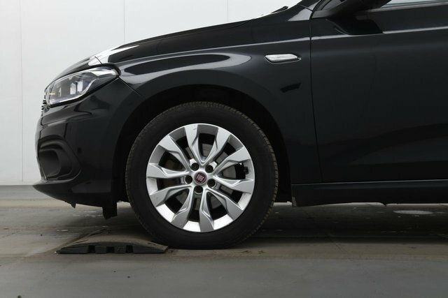 Fiat Tipo Mpi Easy Plus Hatchback Black #6