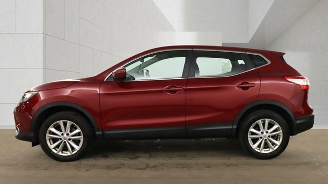 Nissan Qashqai Dig-t Acenta Suv ND65MXE Red #6