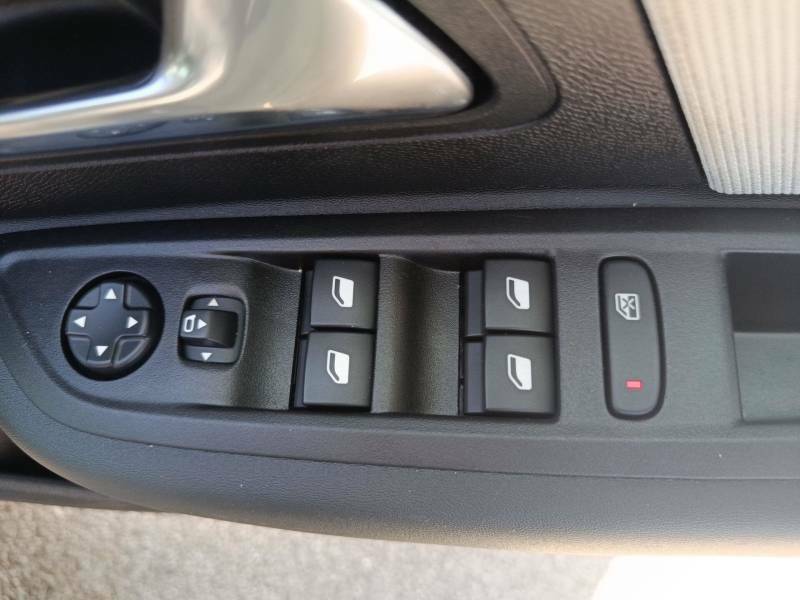 Citroen C4 1.2 Puretech Max Hatchback Eat8 Euro 6 HV25UMB  #6