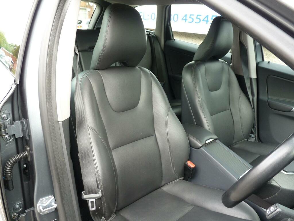 Volvo XC60 Suv 2.4 D5 Se Lux Nav Awd Euro 6 Ss 20166 SK66YTZ Grey #4