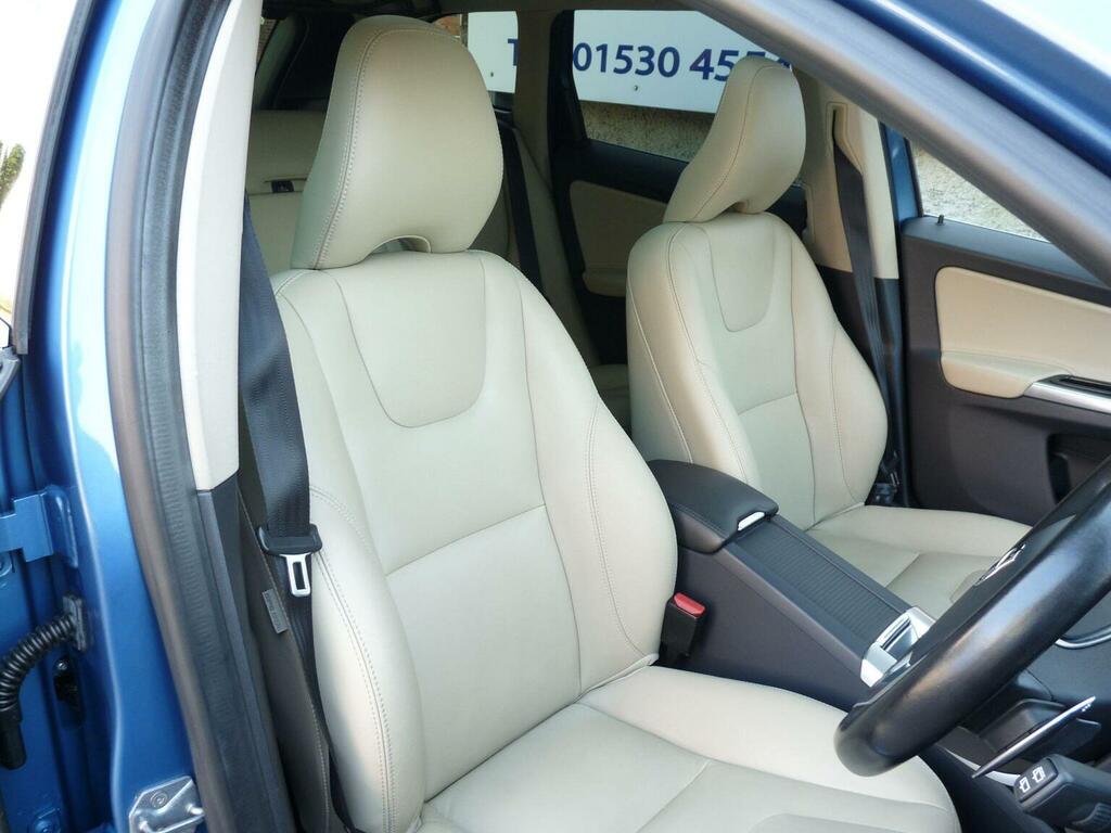 Volvo XC60 Suv 2.4 D5 Se Lux Nav Awd Euro 6 Ss 2 EU16MOA Blue #4