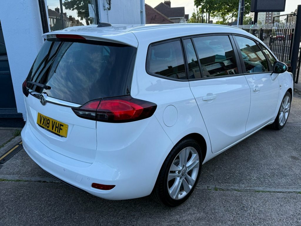 Vauxhall Zafira Tourer Turbo Sri Nav Mpv White #4