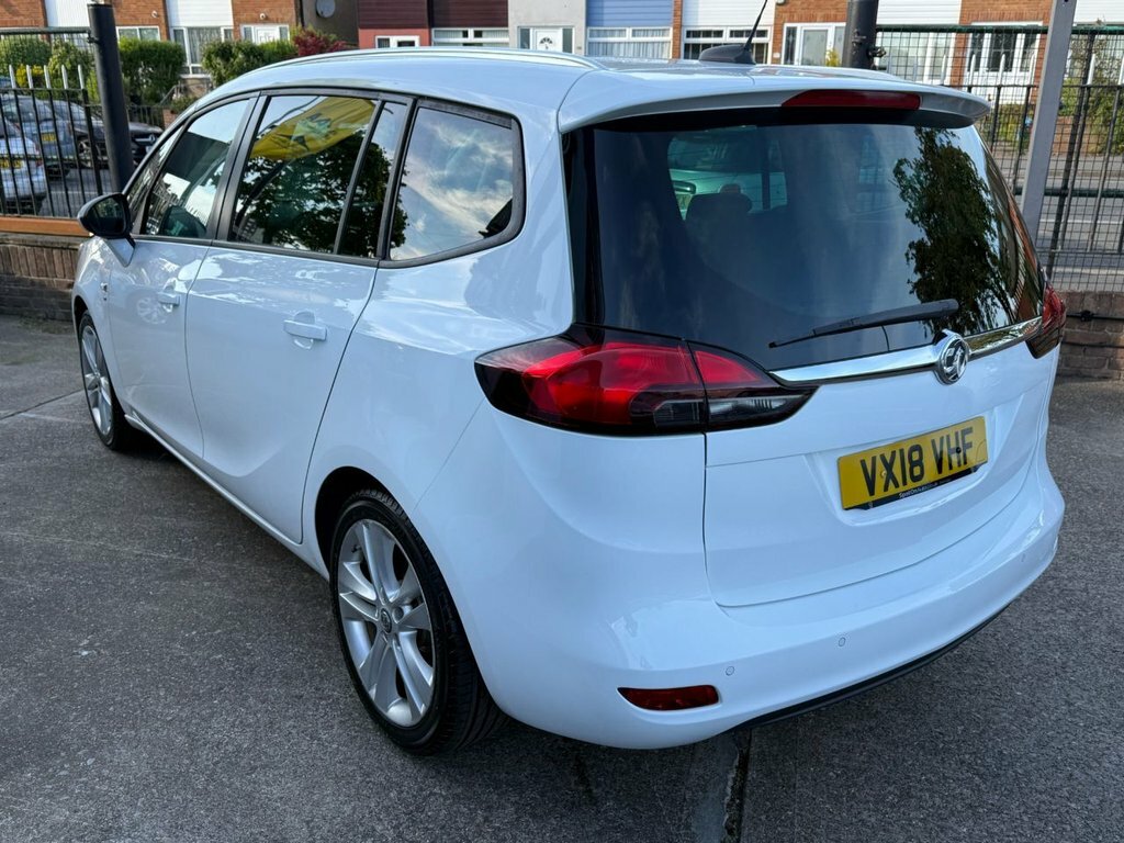 Vauxhall Zafira Tourer Turbo Sri Nav Mpv White #5