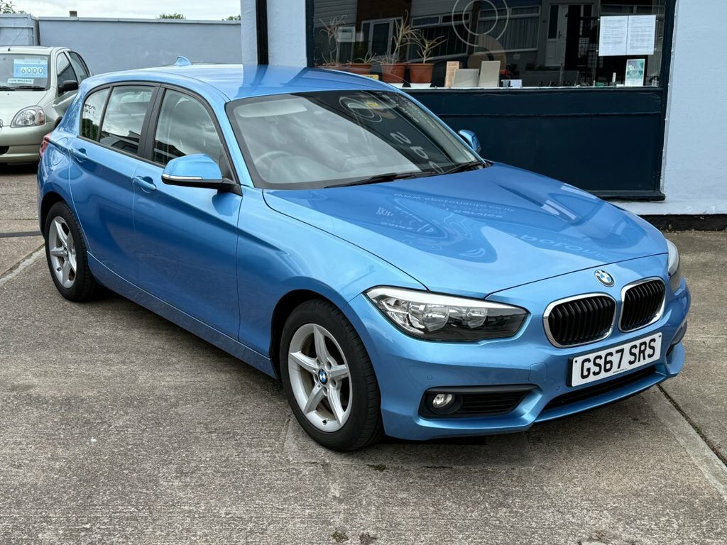 BMW 1 Series 118I Se Hatchback Blue #2