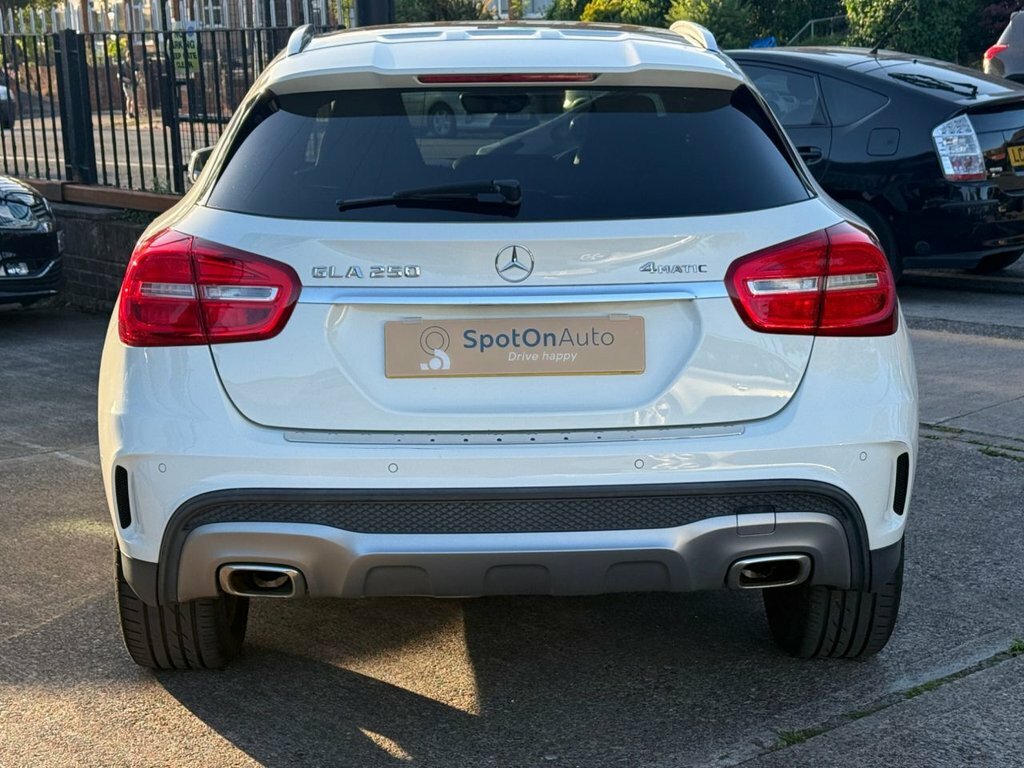 Mercedes-Benz GLA Class Gla250 Amg Line Suv KE65YUA White #6