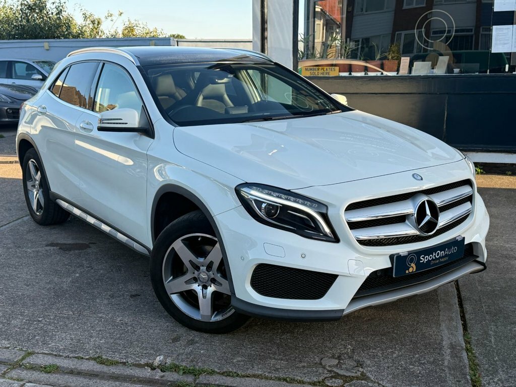 Mercedes-Benz GLA Class Gla250 Amg Line Suv White