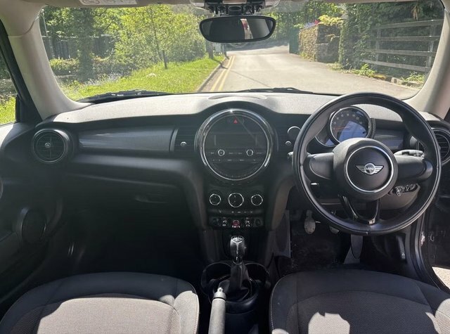 Mini Hatch 2017 1.2 One Hatchback Euro 6 S BP17KCK Black #3