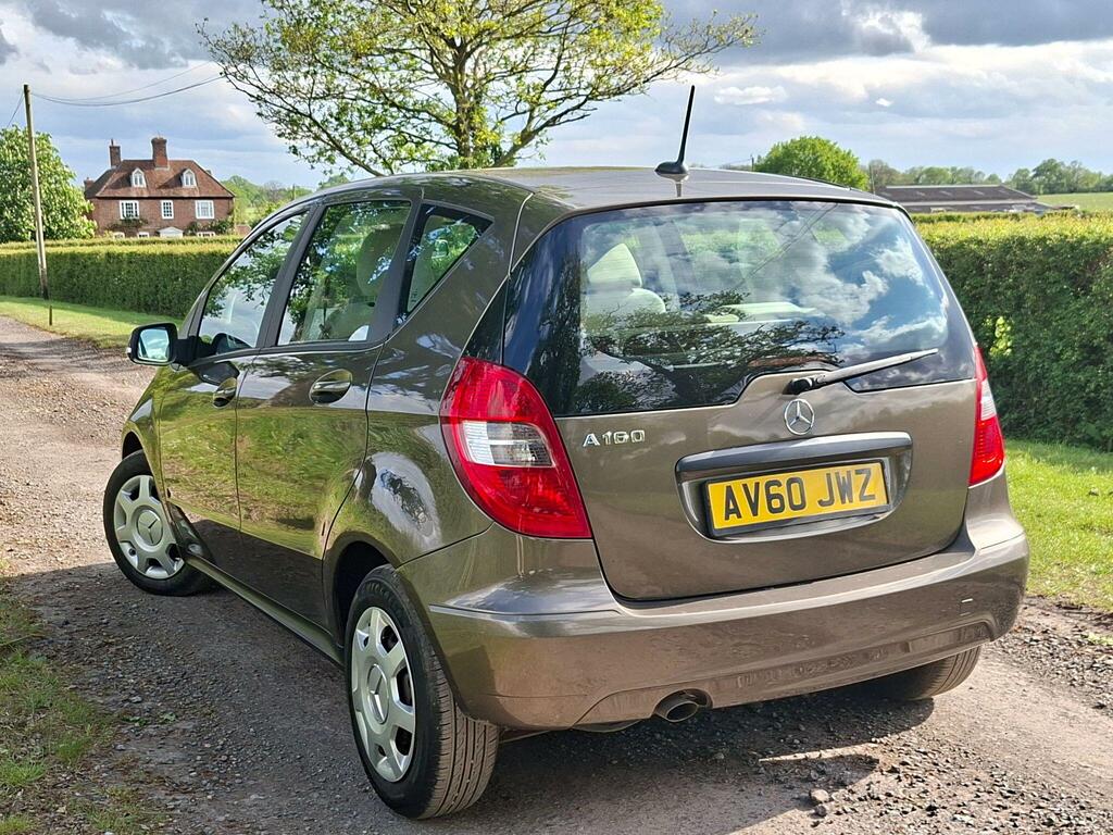 Mercedes-Benz A Class 1.5 A160 Blueefficiency Classic Se Brown #4