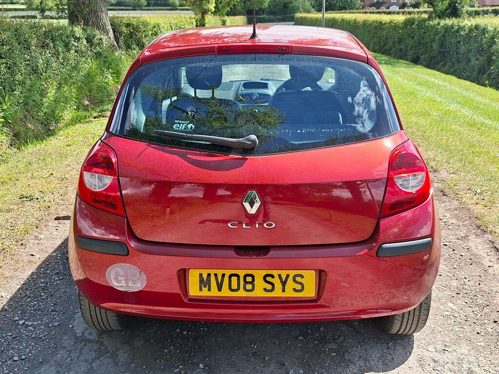 Renault Clio 1.6 Vvt Expression Red #2