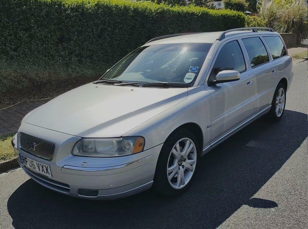 Volvo V70 2.4 L Se 170Bhp Blue #3