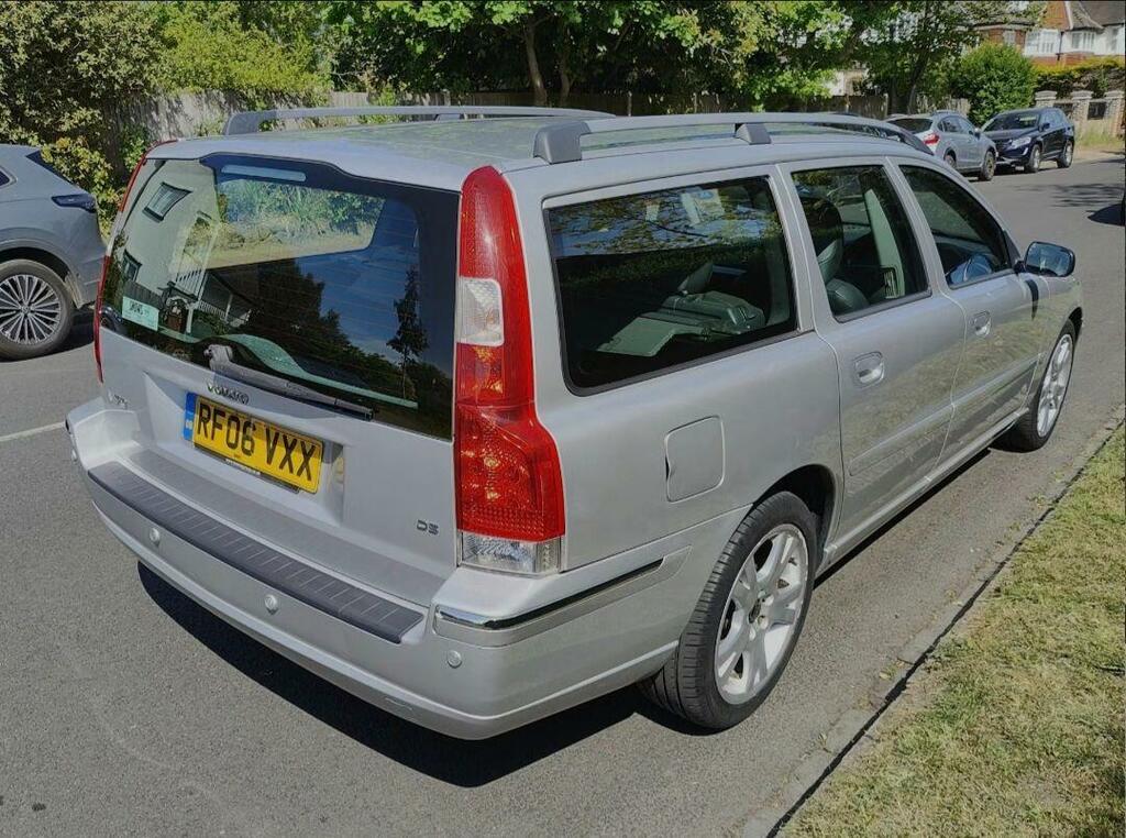 Volvo V70 2.4 L Se 170Bhp Blue #2