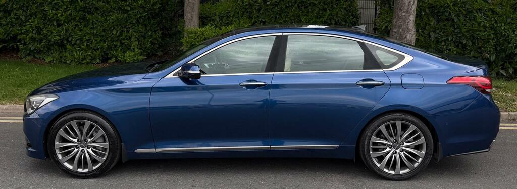 Hyundai Genesis  Black #8