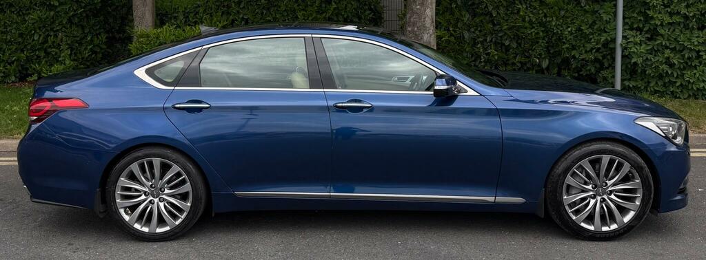 Hyundai Genesis  Black #9
