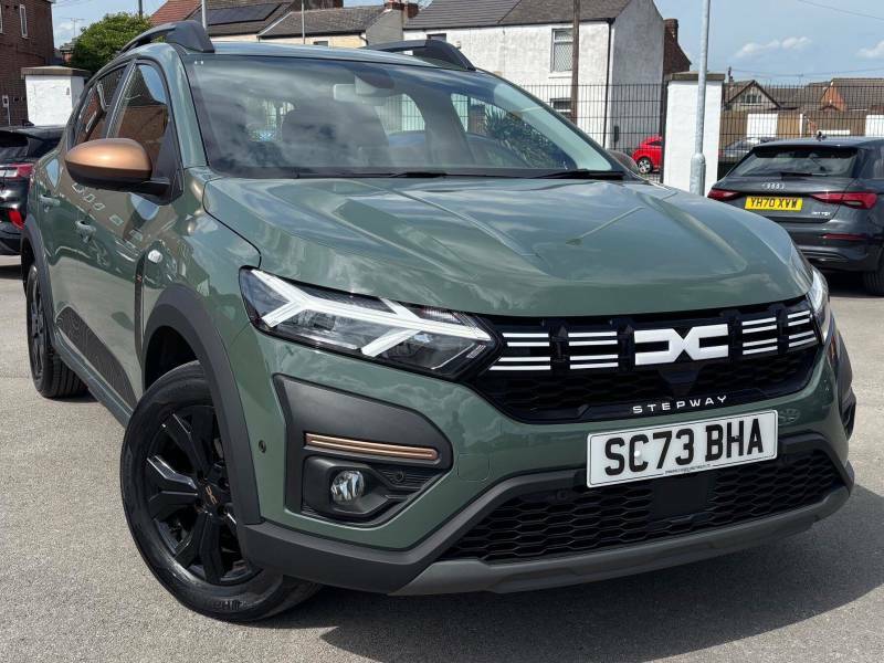 Dacia Sandero Stepway 1.0 Tce Extreme Cvt - 2023 73 SC73BHA Green #3