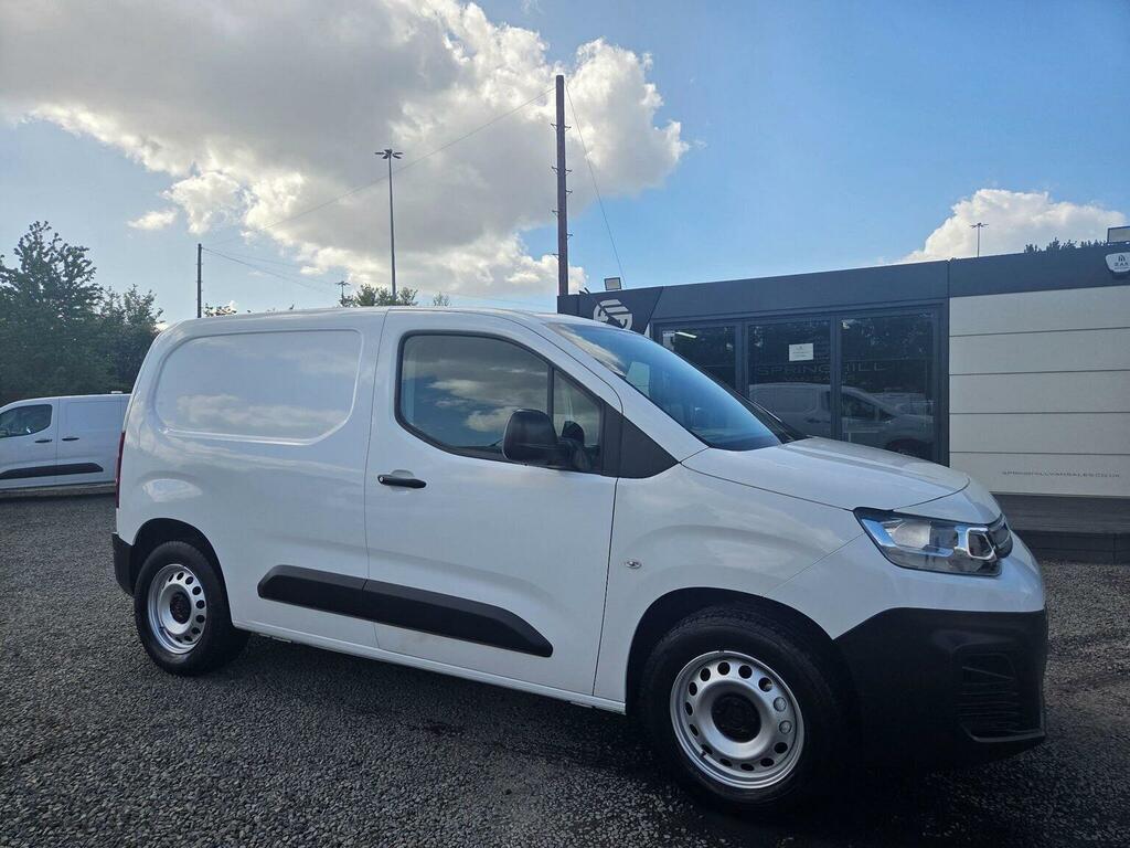 Citroen Berlingo Panel Van 1.5 Bluehdi 1000 Worker M Swb Euro 6 NA69KUJ White #2