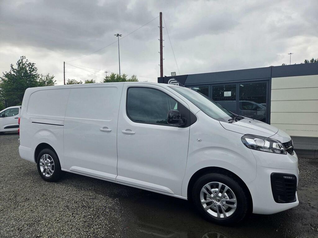Vauxhall Vivaro Panel Van 1.5 Turbo D 2900 Sportive L2 H1 Euro 6 DS72YTF White #2