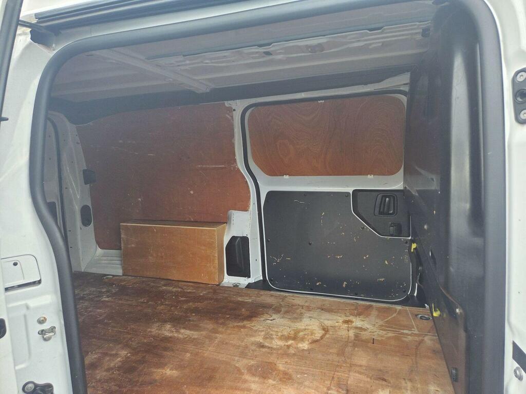 Vauxhall Vivaro Panel Van 1.5 Turbo D 2900 Sportive L2 H1 Euro 6 DS72YTF White #5