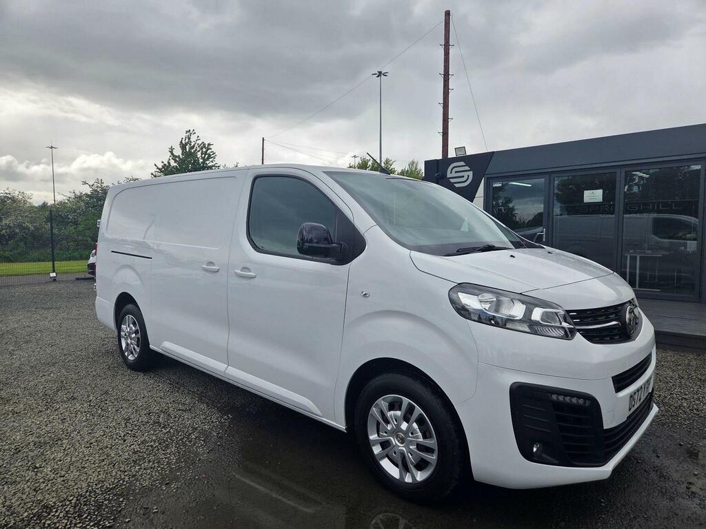 Vauxhall Vivaro Panel Van 1.5 Turbo D 2900 Sportive L2 H1 Euro 6 White
