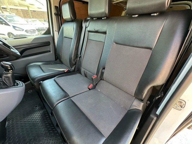 Peugeot Expert Bluehdi 1000 Professional Compact GJ68TLZ White #6