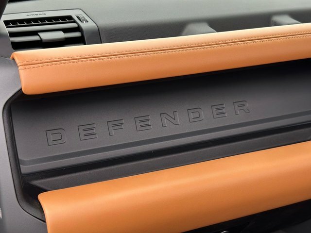 Land Rover Defender 90 90 Defender Black #40